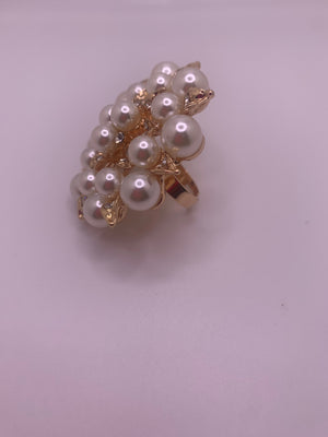 Cluster Pearl Ring